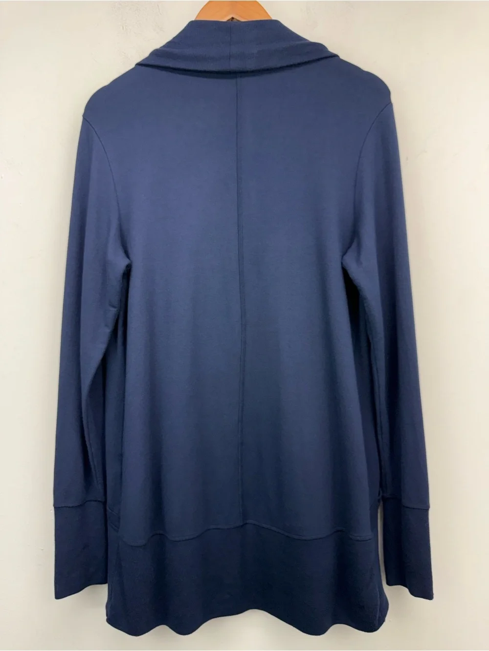 Athleta size Medium Women’s Blue Nirvana Pranayama Wrap Cardigan Sweater